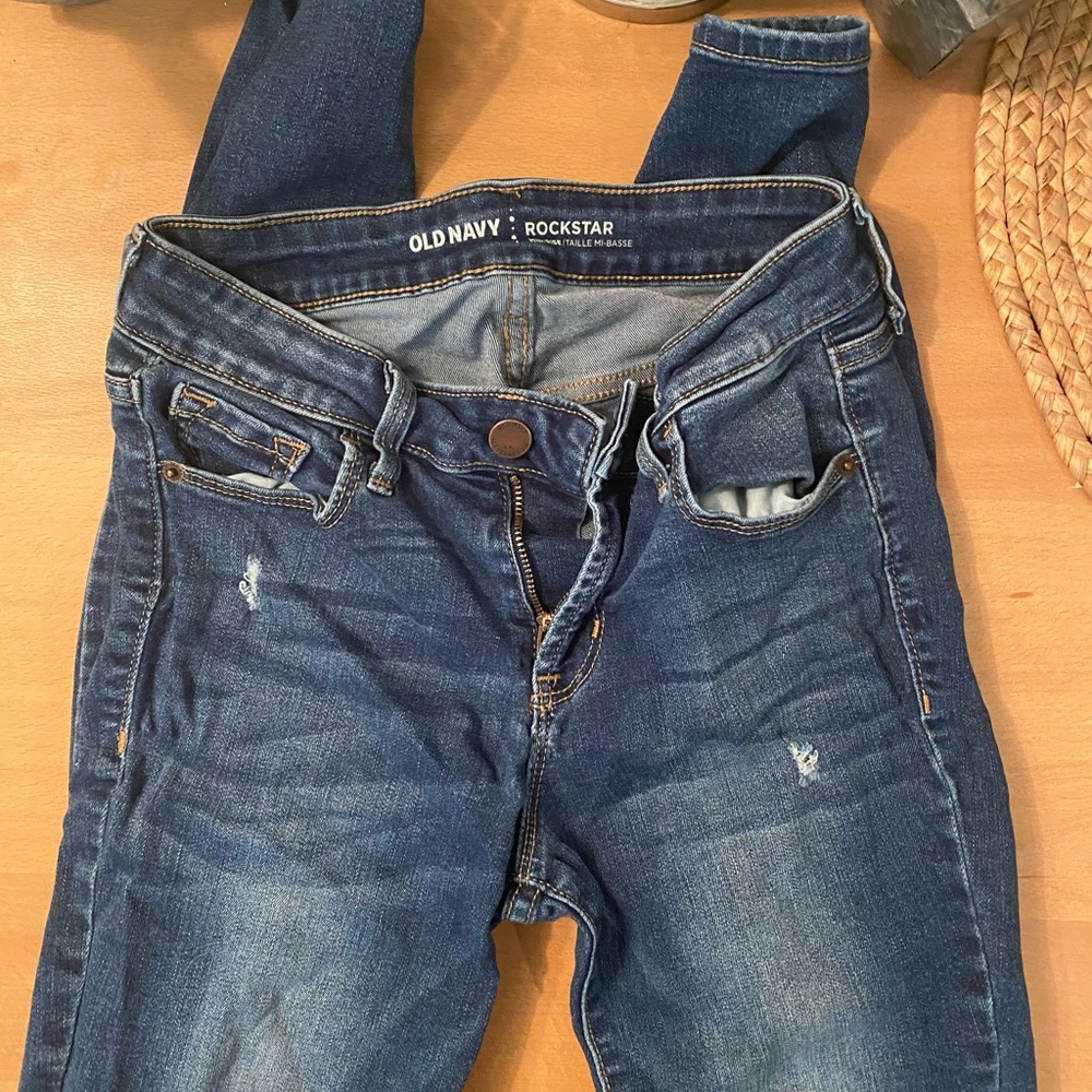 OLD NAVY ROCKSTAR SUPER SKINNY JEANS